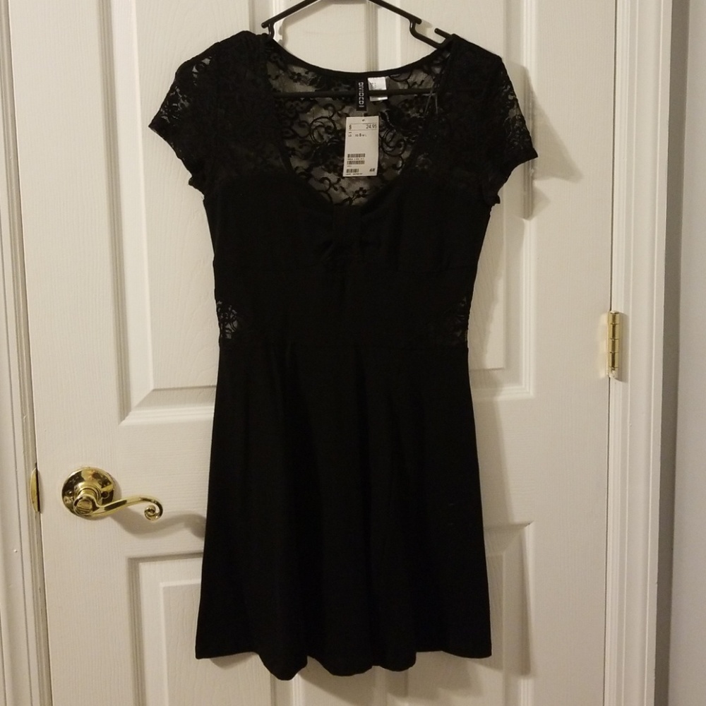 Black h&m divided dress